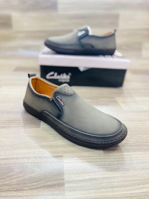 Men's Beige Rexine Formal Loafers - Image 3