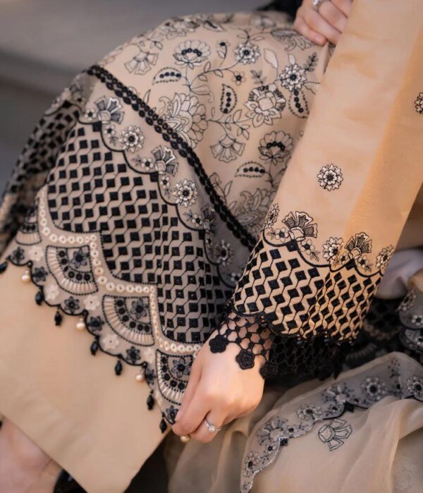 Bareeze Fajr Embroidered Cambric Suit - Image 5