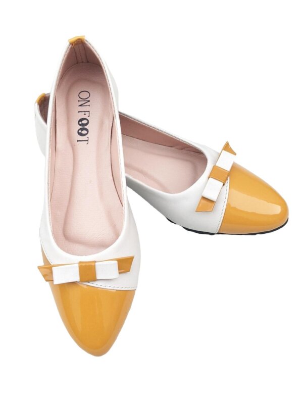 Women's Rexine Fancy Pumps - Image 2