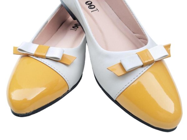Women's Rexine Fancy Pumps - Image 6