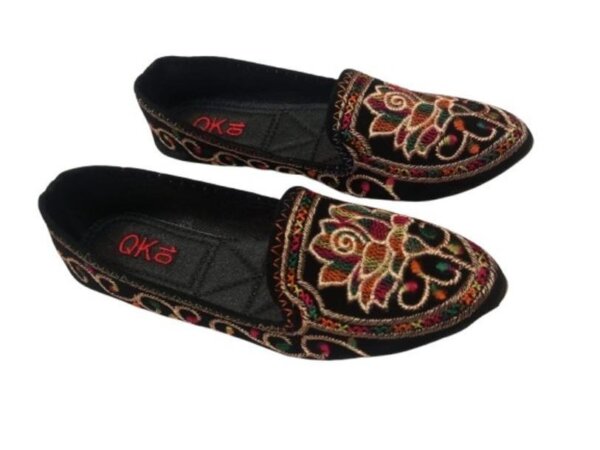 Women's Velvet Comfortable Pumps - Image 5