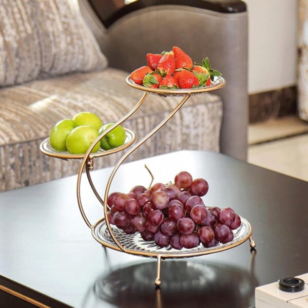 Stylish Golden Metal Fruit Basket - 1 Pc for Your Kitchen - Image 4