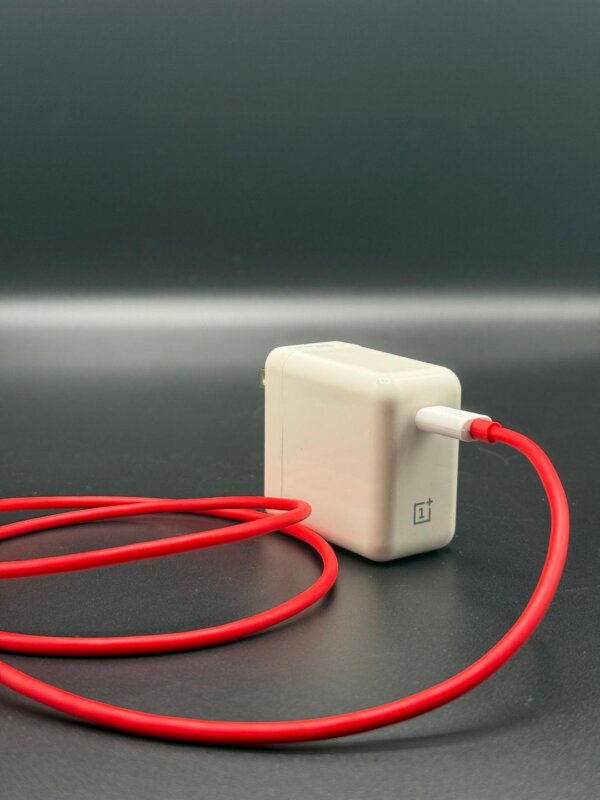 OnePlus 65W Charger - Image 2